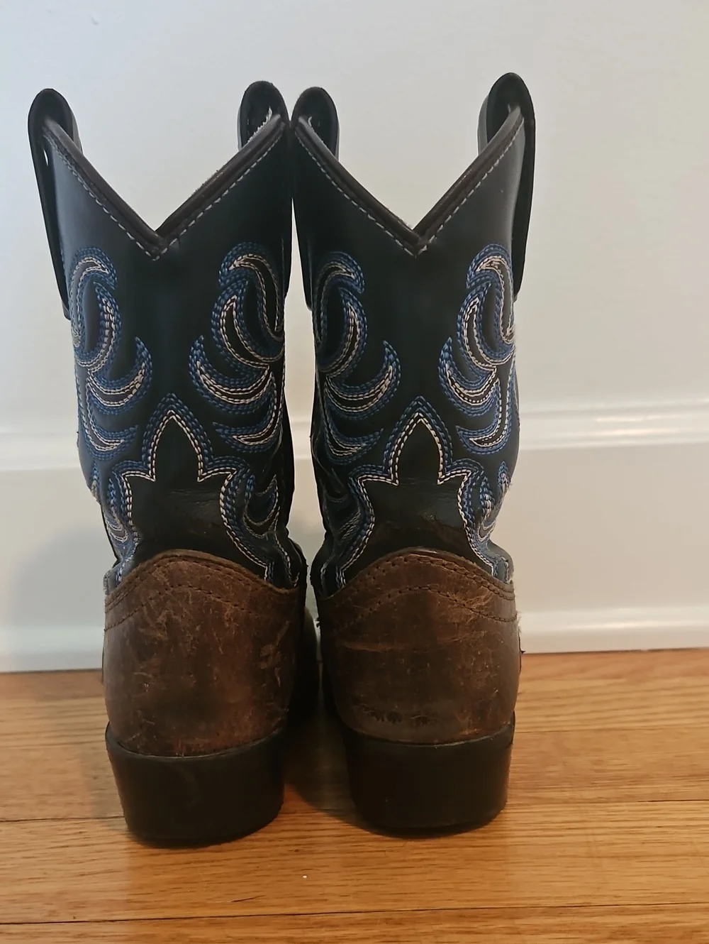 Cody James Boys' Holt Two-Tone Embroidered Western Boots - Round Toe